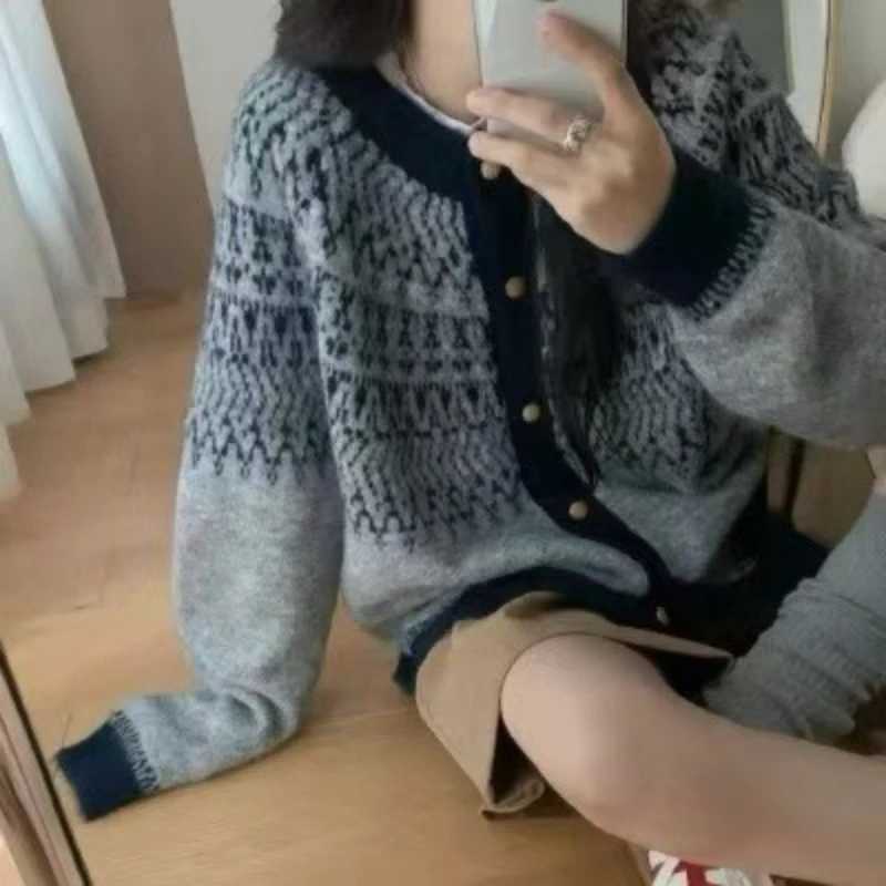 AOSSVIAO Retro Jacquard Knitted Cardigan Womens Autumn Winter Loose Long Sleeve O-neck Sweater Zipper Lapel Color Blocking Coat M260306