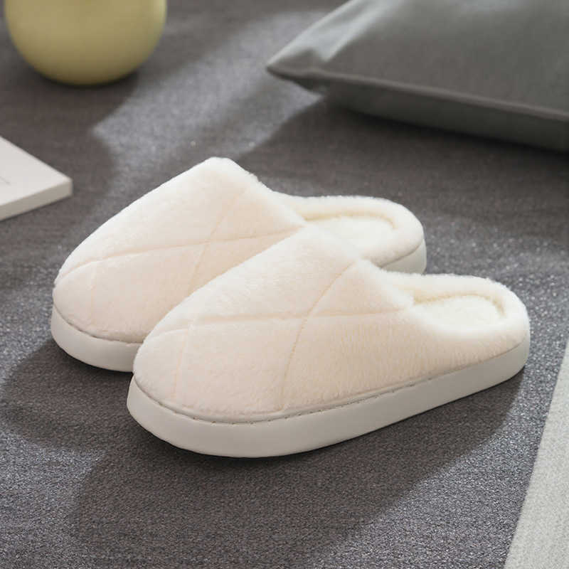 Plush Cotton Slippers for Women Autumn and Winter 2025 New Style Non-Slip Indoor Home Thick Sole Warm Cotton Slippers for Men Winter S260305