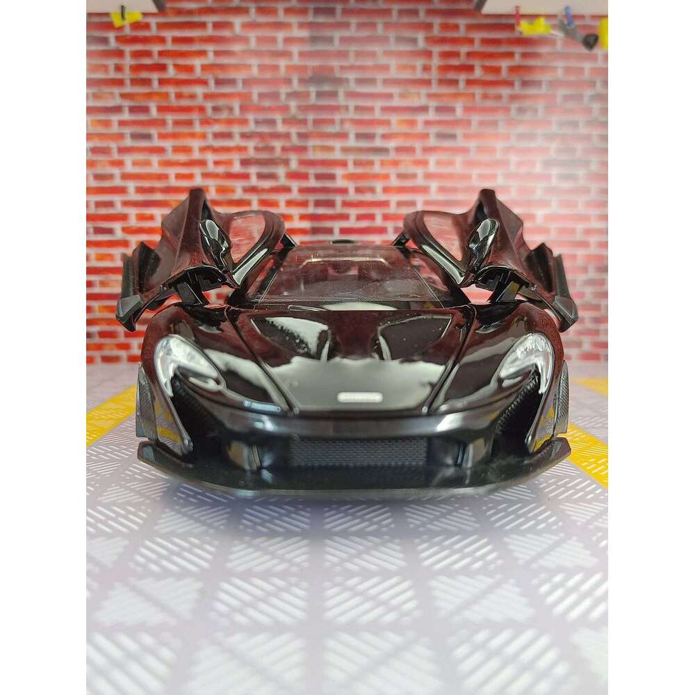 1:24 McLaren P1 alloy racing model car ornaments collection has simulated sound and lighting functions fine workmanship C260305