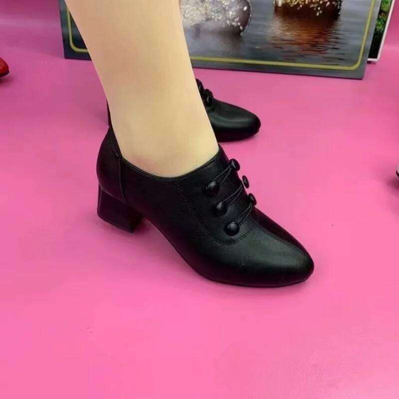 2025 Winter New Women's Casual Leather Comfortable Office Low-Cut Boots Pointed Toe Ladies High Heel Shoes