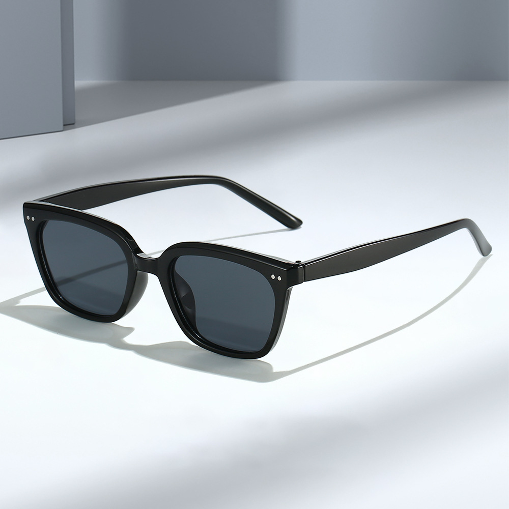 New Korean-style trendy boys, UV protection sunglasses for girls, sunshade sunscreen glasses, fashionable and versatile
