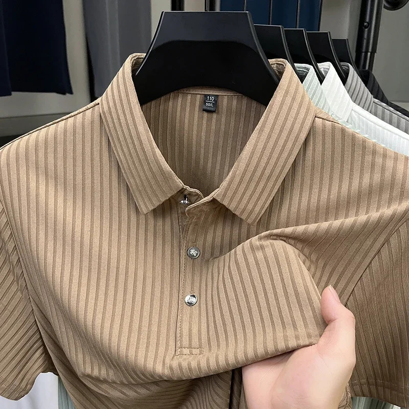 Mens Casual Fashion Striped Short Sleeved Collar Polo Shirt Breathable and Comfortable Summer Versatile T-shirt 260304