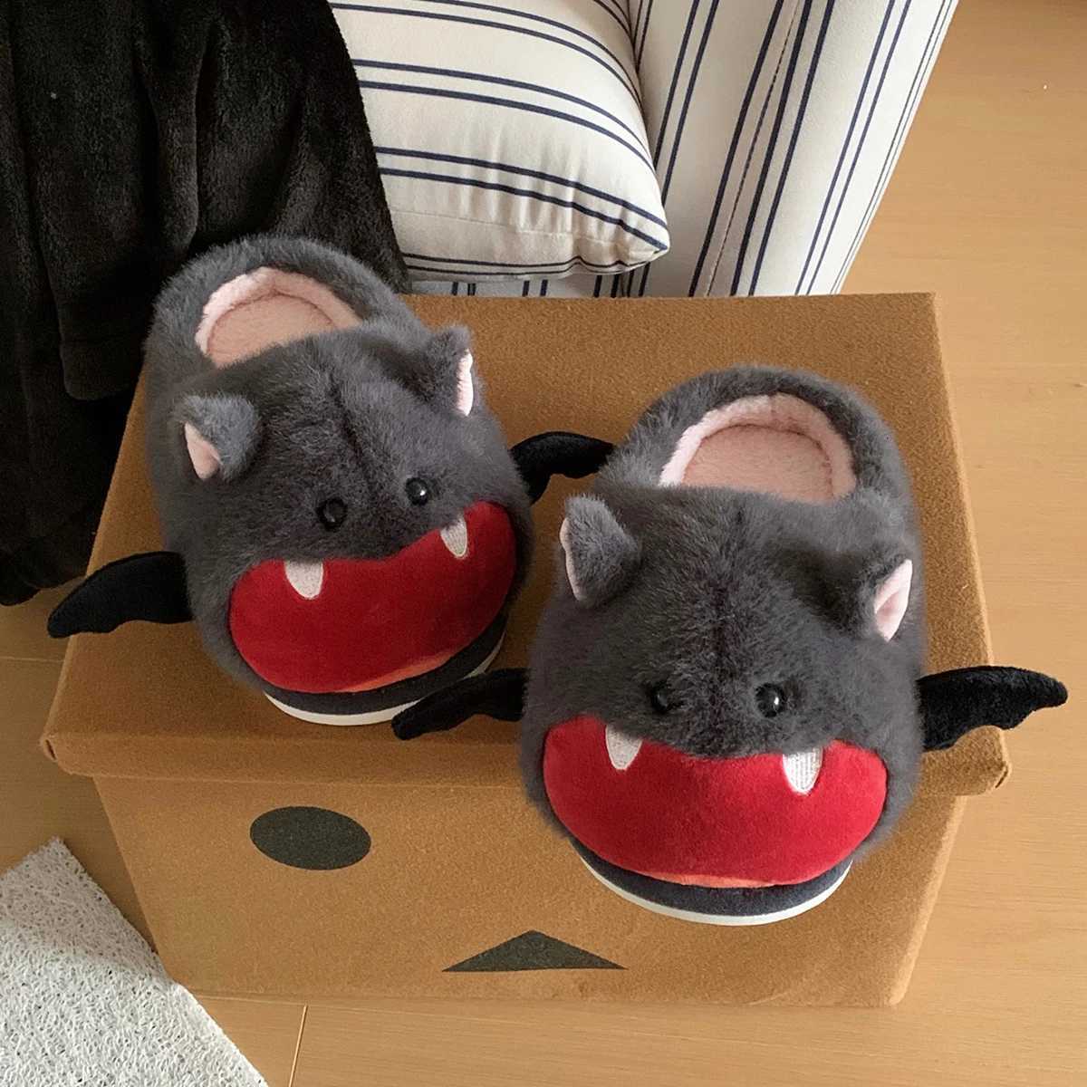Cute-Spooky Bat Halloween Fleece Slippers for UnisexFunny Warm Winter Mens SlippersNon Slip Flat Sole Home Womens Slippers S260305
