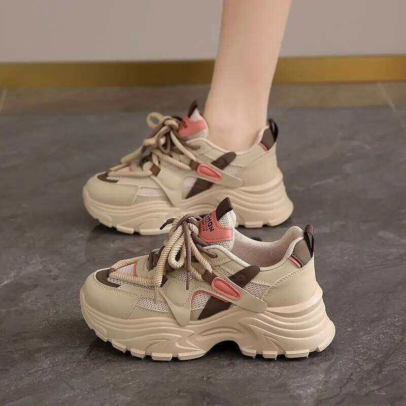 The New Retro Spring Platform Casual Versatile Fashion Designer Shoes High Quality Women Sneakers