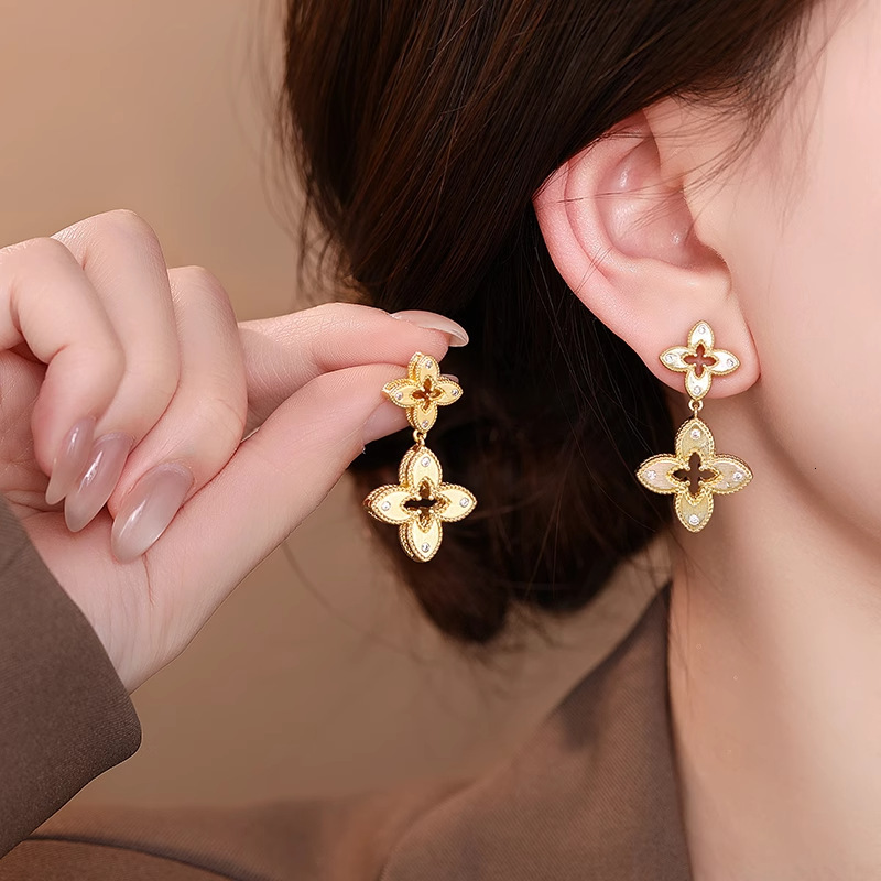 Luxury Brand Designer Jewelry Gold Four-Leaf Flower Earrings For Women, 2025 New Popular Model, High-End Light Luxury Earrings, Exquisite And Elegant 