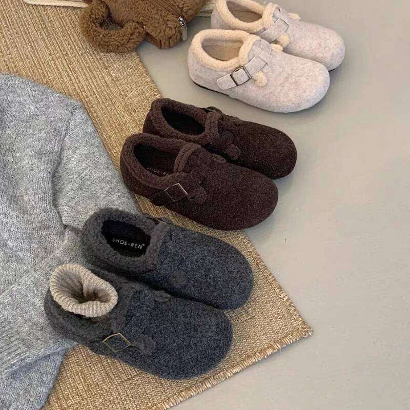2025 Winter New Women's Fashion Retro Flat Soft Bottom Anti slip Wear resistant Casual Shoes