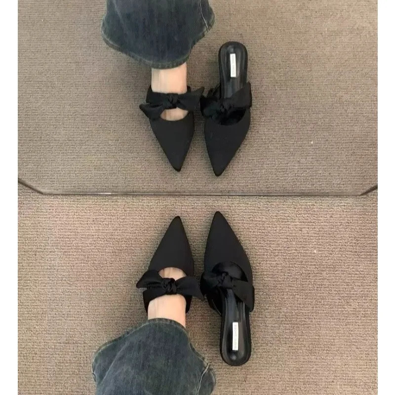 Satin Bowknot Pointed Toe Half Slippers Women Summer French Elegan Mules Slip on Low Heel Closed Toe Slippers Zapatos De Mujer 260303
