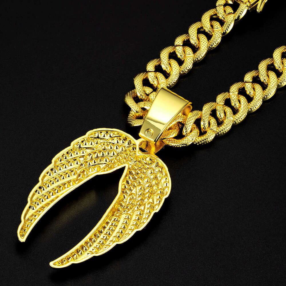 Amazon European and American Cross-Border Jewelry Hip-Hop Style Alloy Full Diamond Wing Pendant Cuban Chain High-Quality Accessories Factory