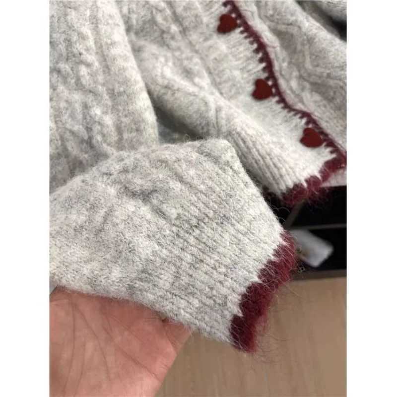 Lapel Love Button Twist Sweater Cardigan for Women Autumn and Winter THiCKened Loose Knitted Sweater M260306