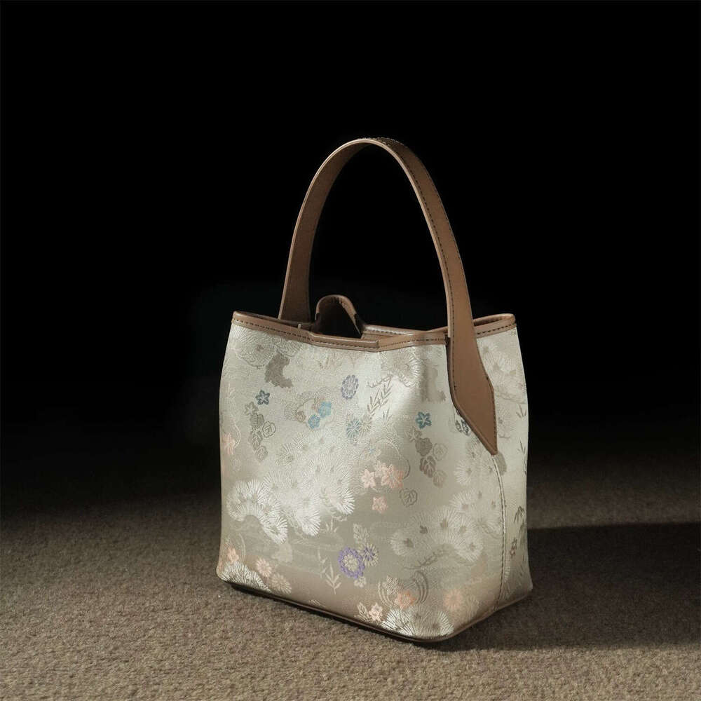 Tote Artistic This Year S Trend Chinese New Song Brocade Bucket For Women National Style Four Flower Purple Green Single Shoulder Crossbody Bag