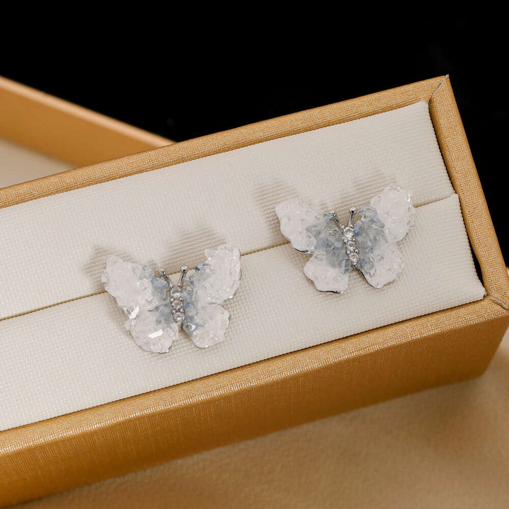 Super Fairy-like Butterfly Crystal Earrings Women With High-end 925 Silver Studs