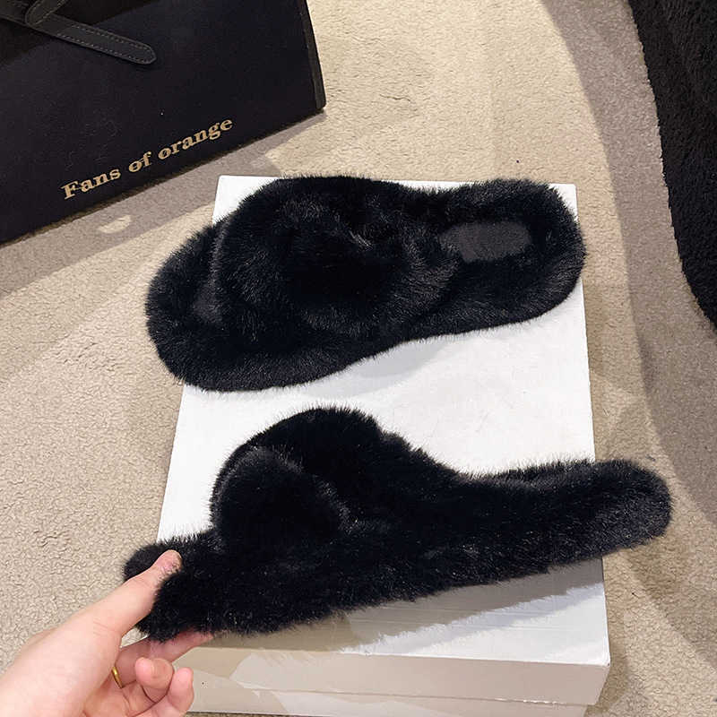 Fluffy Slippers for Women Outdoor Wear Spring and Summer Ins Style Home Cross Thick Sole Height Increasing Petite Autumn and Winter Cotton Slippers S2