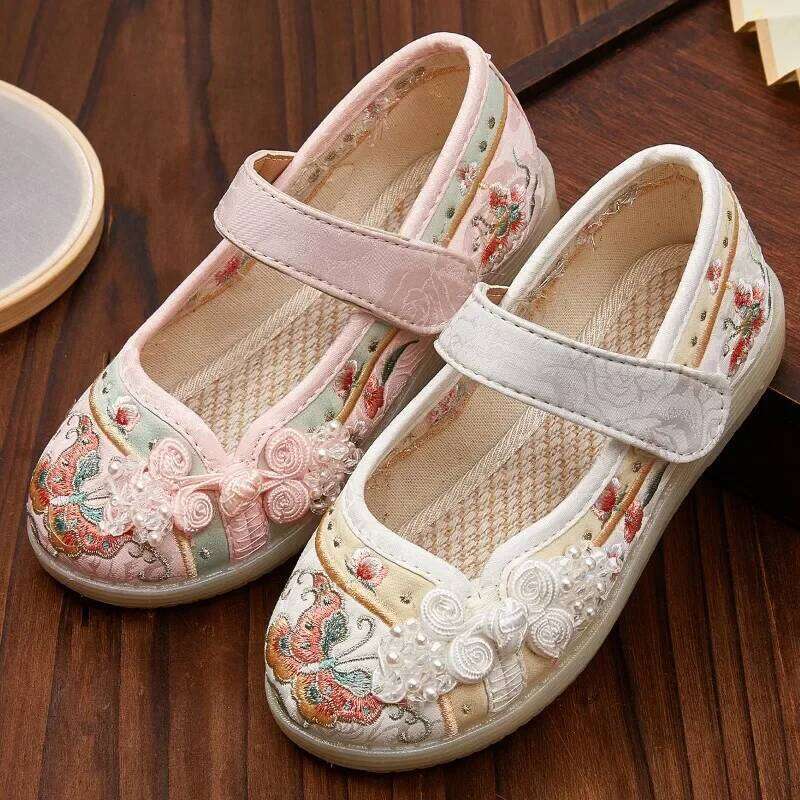 Kids Hanfu Sweet Embroidery Flower Girl Princess Fashion Chinese Ancient Style Children's Causal Flat Cloth Shoes 26H0306