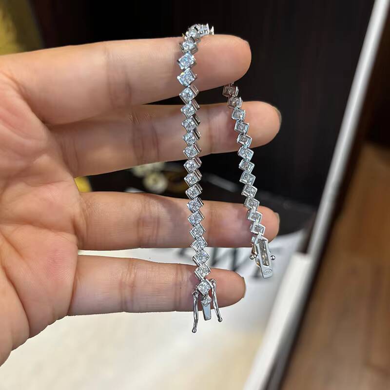 Wholesale Moissanite Jewelry Lucky Four-leaf Clover VVS1 Certificates Rhodium Fashion Tennis 925 Silver Jewelry Bracelet 12/15
