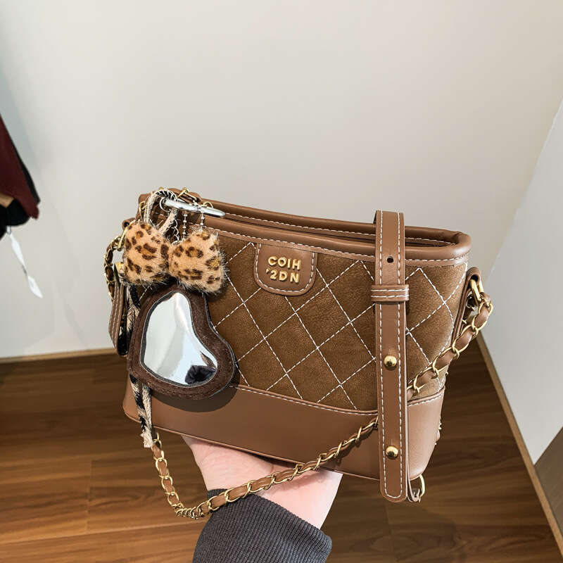 Women Colour Trend New Fashionable Versatile Small Square Stylish Chain Shoulder Bag Style Crossbody Bag
