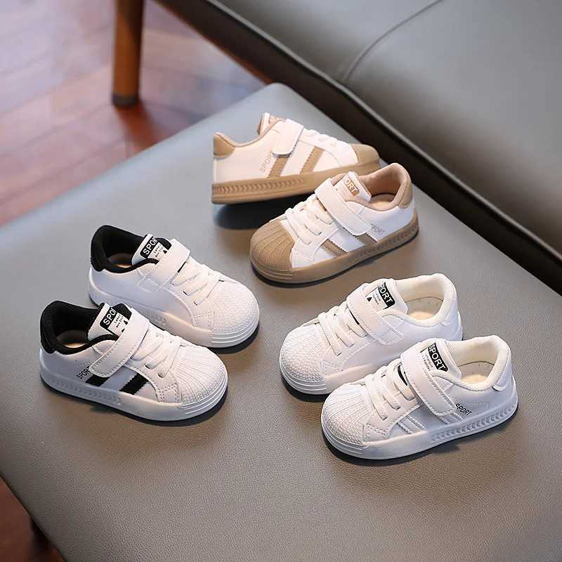 These kids' shell-toe casual sneakers are non-slip, comfortable, and soft, making them perfect for both boys and girls as hook-and-loop walking w