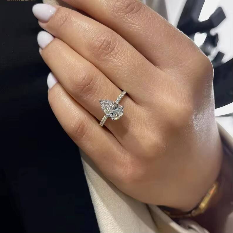 250 Ct E Color VS1 IGI CERTIFIED Lab Grown Pear Cut Lab Diamond Hidden Halo Engagement Ring Set
