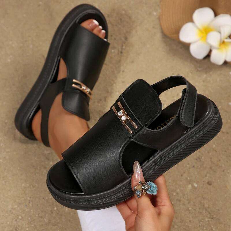 2026 Summer New Women's Classic Retro Fashion Sandals Casual Lightweight Non slip Open toed Soft Flat Shoes
