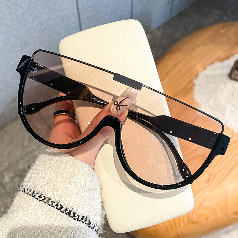 Top Luxury Half Frame Fashionable Outdoor Bicycle Sunglasses With Large Frame Integrated Lenses Men's Sunglasses With Large Face And Slim Fit Des