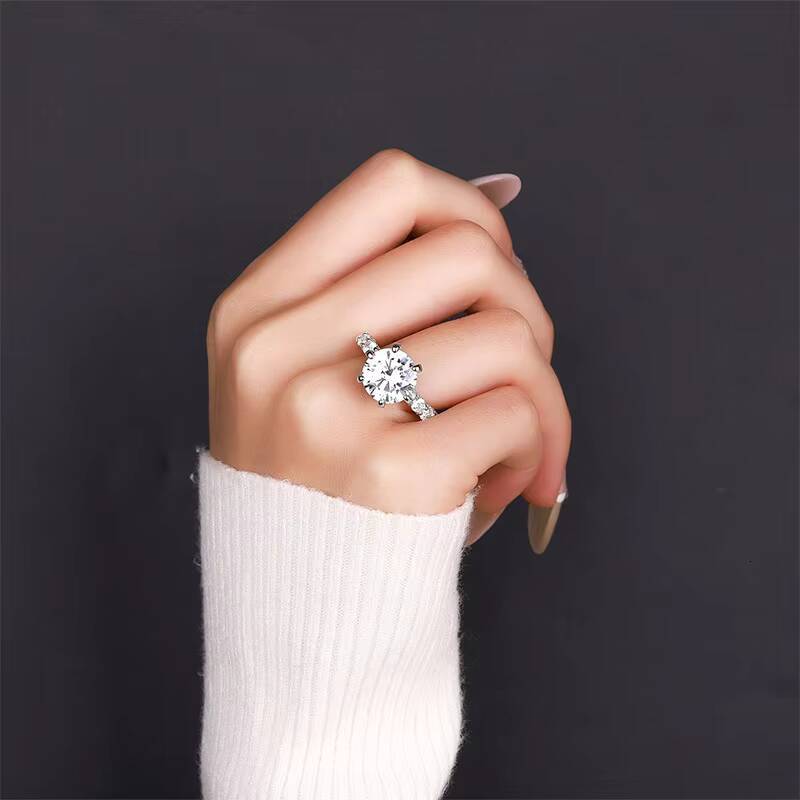 Luxury VVS 2ct 3ct 5ct Moissanite Diamond Wedding Ring for Women S925 Sterling Silver White Gold Plated with Gra Certificate