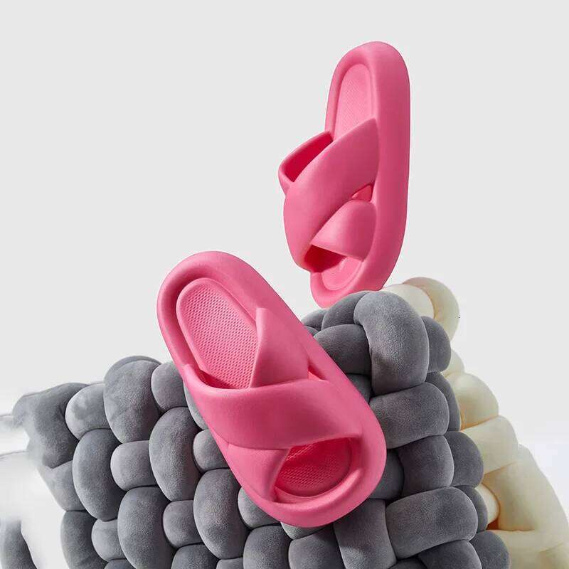 Litfun Women's Platform Slippers 2025 Summer New Outdoor Antiskid Beach Shoes Fashion Crossover Belt EVA House Sandals