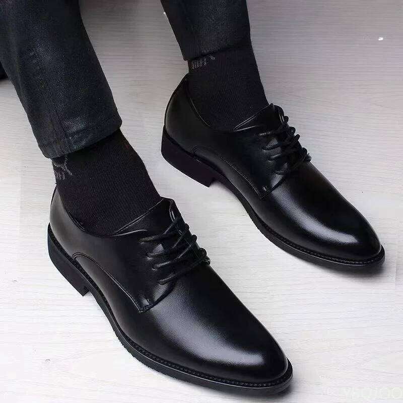2025 new Fashionable versatile Men Heightening Spring British Business flats Casual comfortable Shoes
