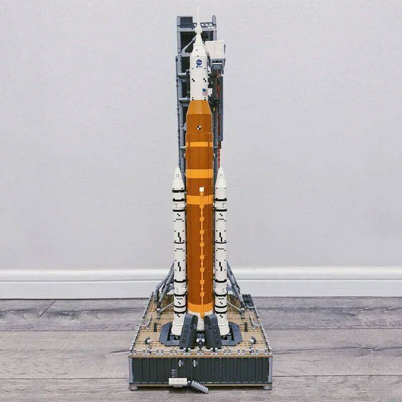 3601PCS Creative Artemis Space Launch System Rocket Building Blocks Construction Bricks Toys Gift For Kids Boys Adult Z260306