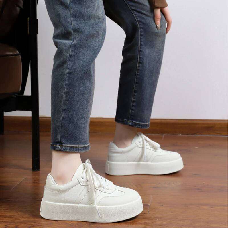 2025 Spring and Autumn New Retro Comfortable Sports with Tie up Color blocked Low cut Fashion Casual Shoes