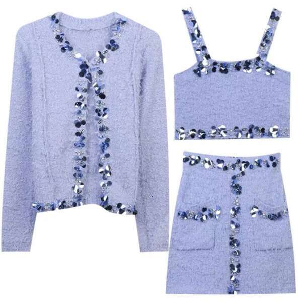 2026 autumn and winter elegant women's fashion design sequins eye-catching outerwear vest skirt knitted three piece set