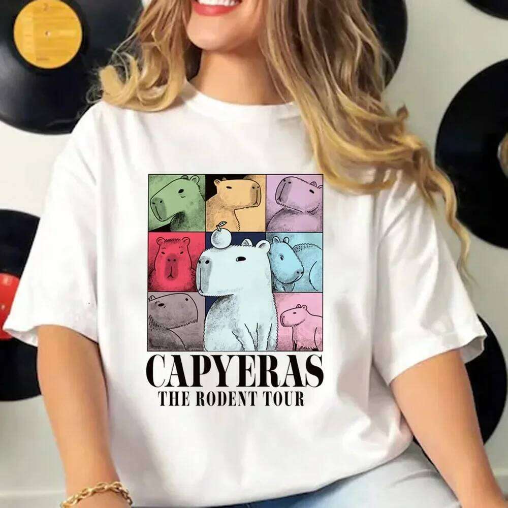 Top Female Japanese Designer Clothing Capybara T-shirts Women Manga Graphic Tee Harajuku XJ260306