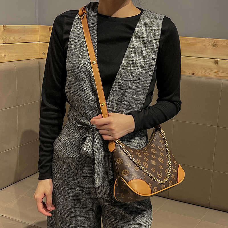 Designer Crossbody Dumpling Bag for Women New Luxury Printed Baguette Bag Casual Large Capacity Shoulder Bag Luxury Underarm Bag
