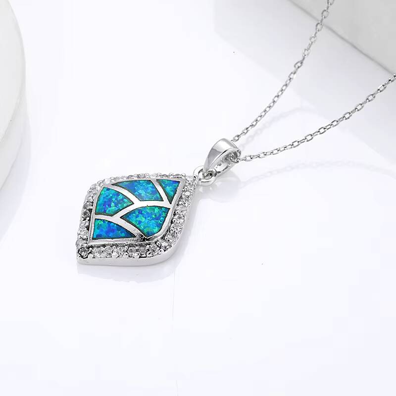 One of a Kind 925 Sterling Silver Opal Moissanite Chain and Pendant Set with Unique Iridescent Glow and Artisan Craftsmanship