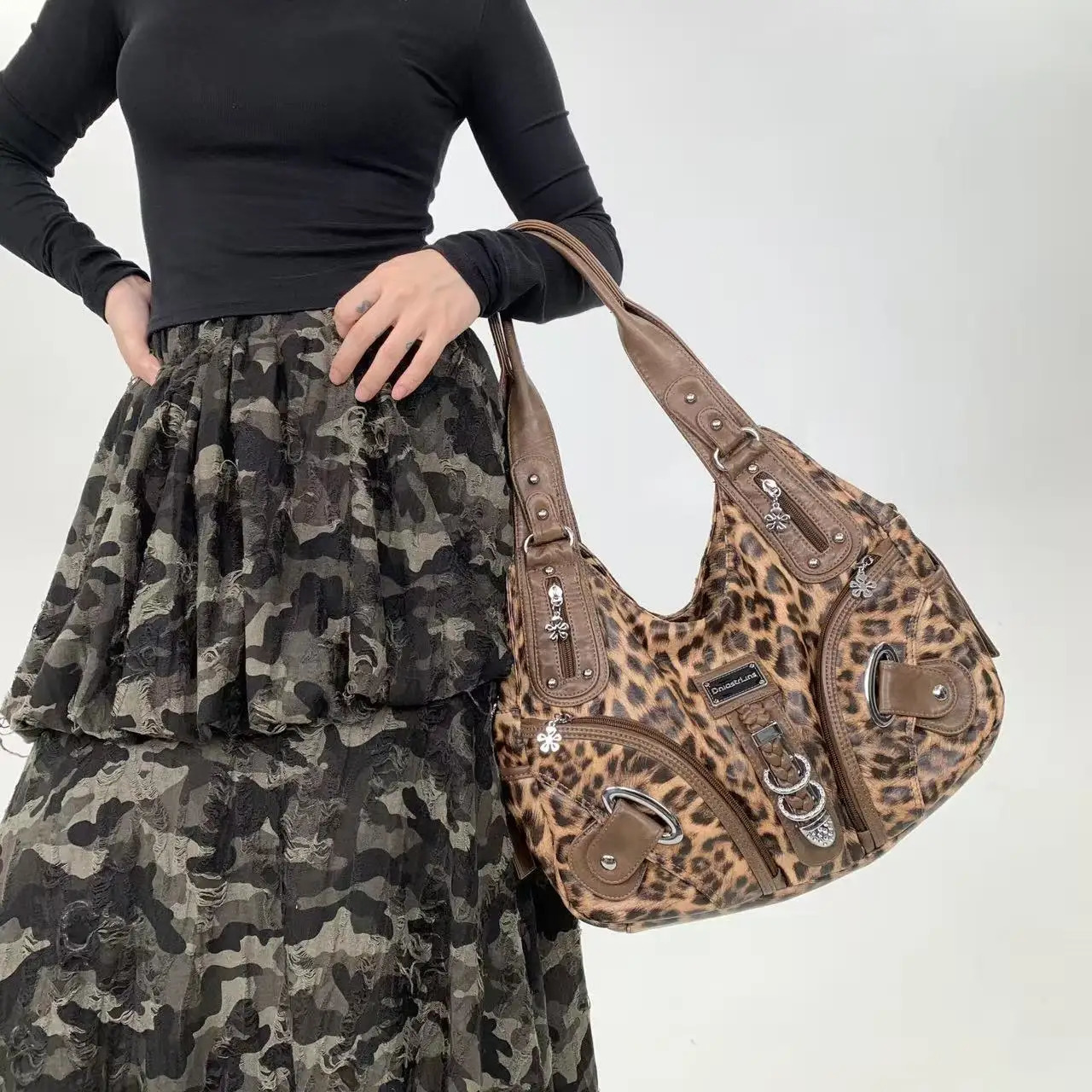 Y2K vintage girl personality leopard print shoulder bag with multiple compartments Maillard crossbody handbag 260303