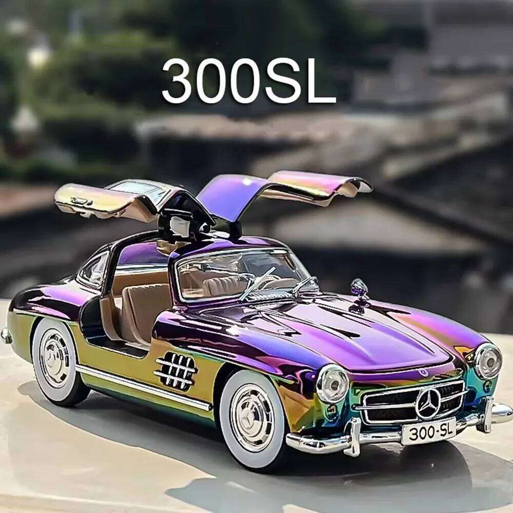 1:24 Scale Miniature Alloy 300SL Vintage Cars Toys Models 4 Doors Opened Vehicles Sound Light Car Kids Children's Day Gifts Z260307