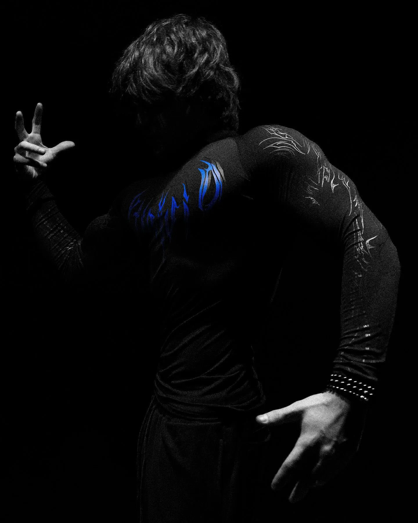 Mens High Neck Long Sleeved T-shirt With Gothic Abstract Pattern Printed Motorcycle Cyberpunk Style Street Long Sleeved T-shirt 260304