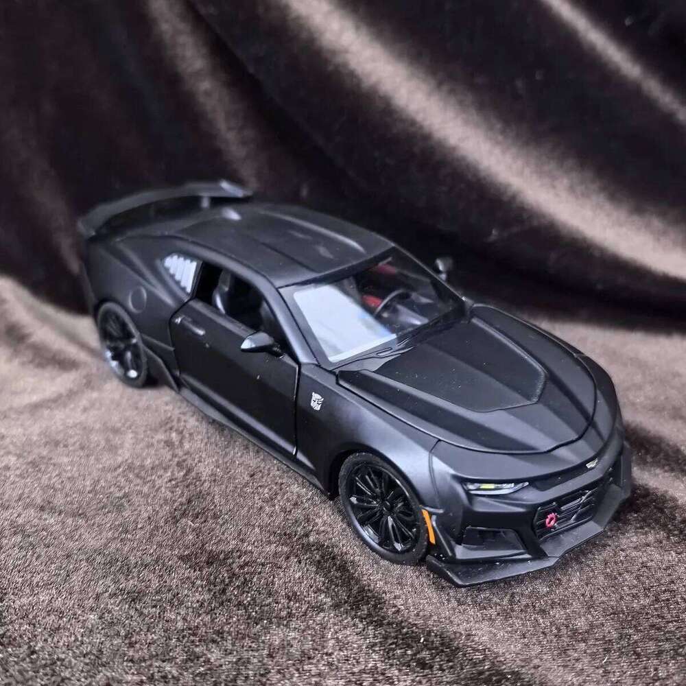Limited 1:24 Scale Chevrolet Camaro Car Model, Luxury Vehicle Miniature Replica Figure Kid Xmas Gift Toy Z260306
