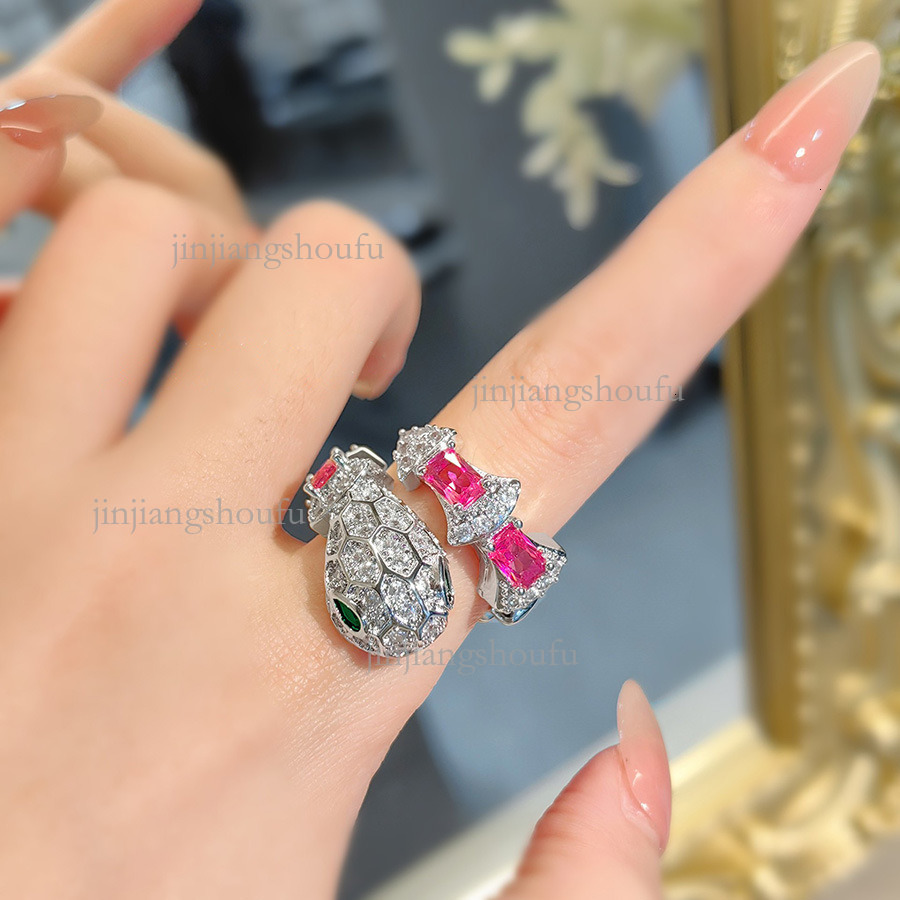 2026 Designer Inlaid Red Corundum Snake Bracelet Luxury Brand Women's Jewelry Fashion Temperament Heavy Craftsmanship High-end Spring Bracelet Wh