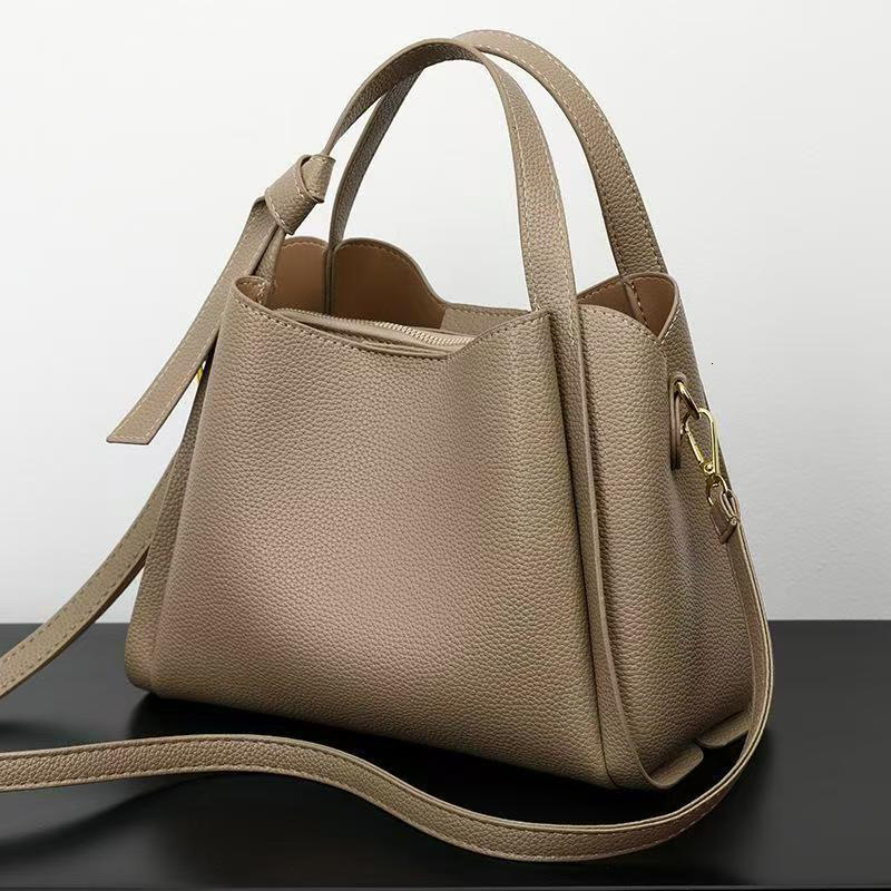 Free Shipping Bucket Bag 2026 New Top Luxury Women's Luxury Bag Commuting Fashion Shoulder Bag Designer Bag Handbag High-end Large Capacity Cross