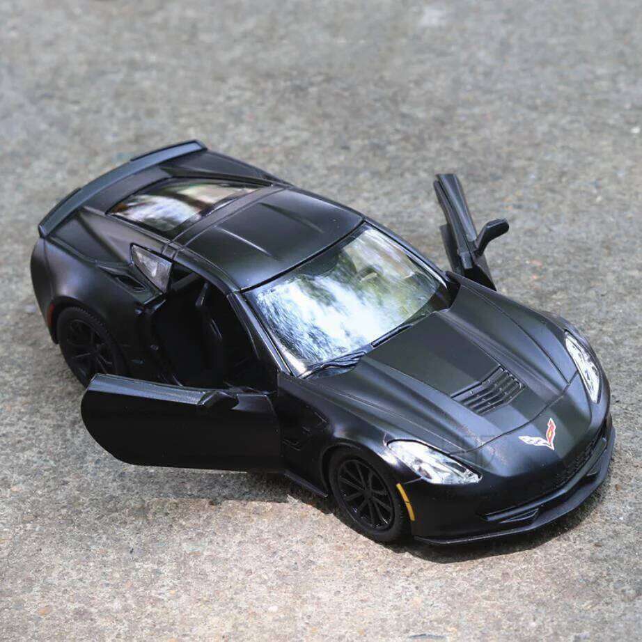 1/36 Scale Moeles Chevrolet Corvette C7 Alloy Diecast Model Toys For Boy Gifts Metal Car Models With Pull Back Vehicles Z260307