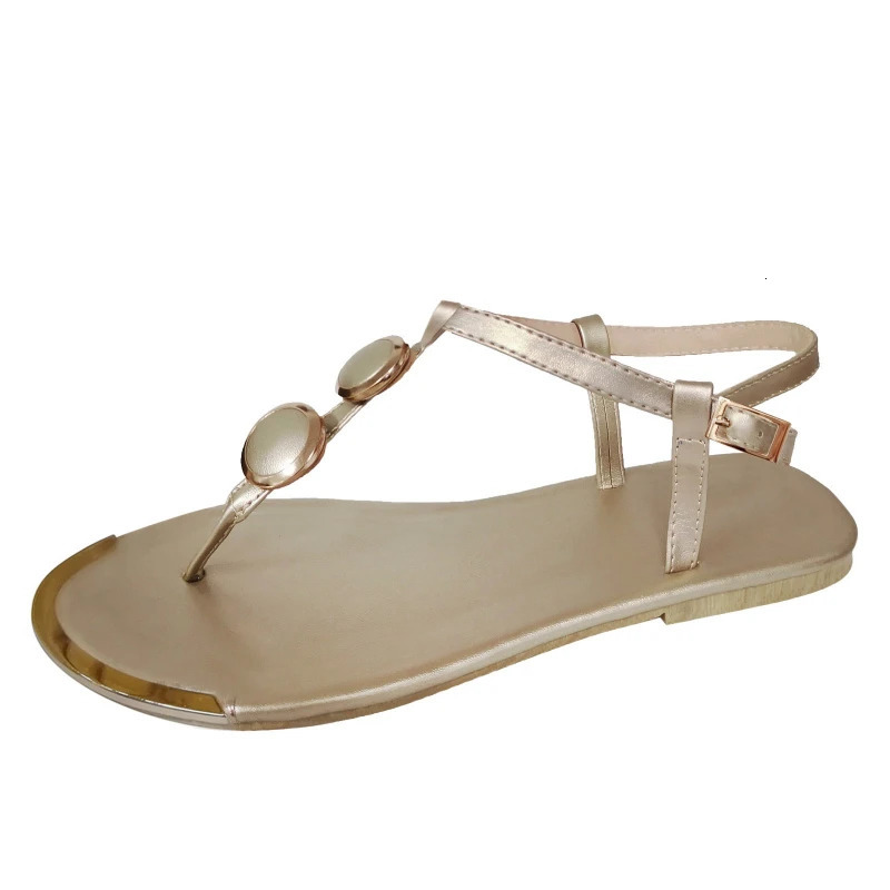 The Summer Sandals Women Fashion Casual Beach Outdoor Flip Flop Sandals Metal Decoration Ladies Flat Shoes Plus Size 260306
