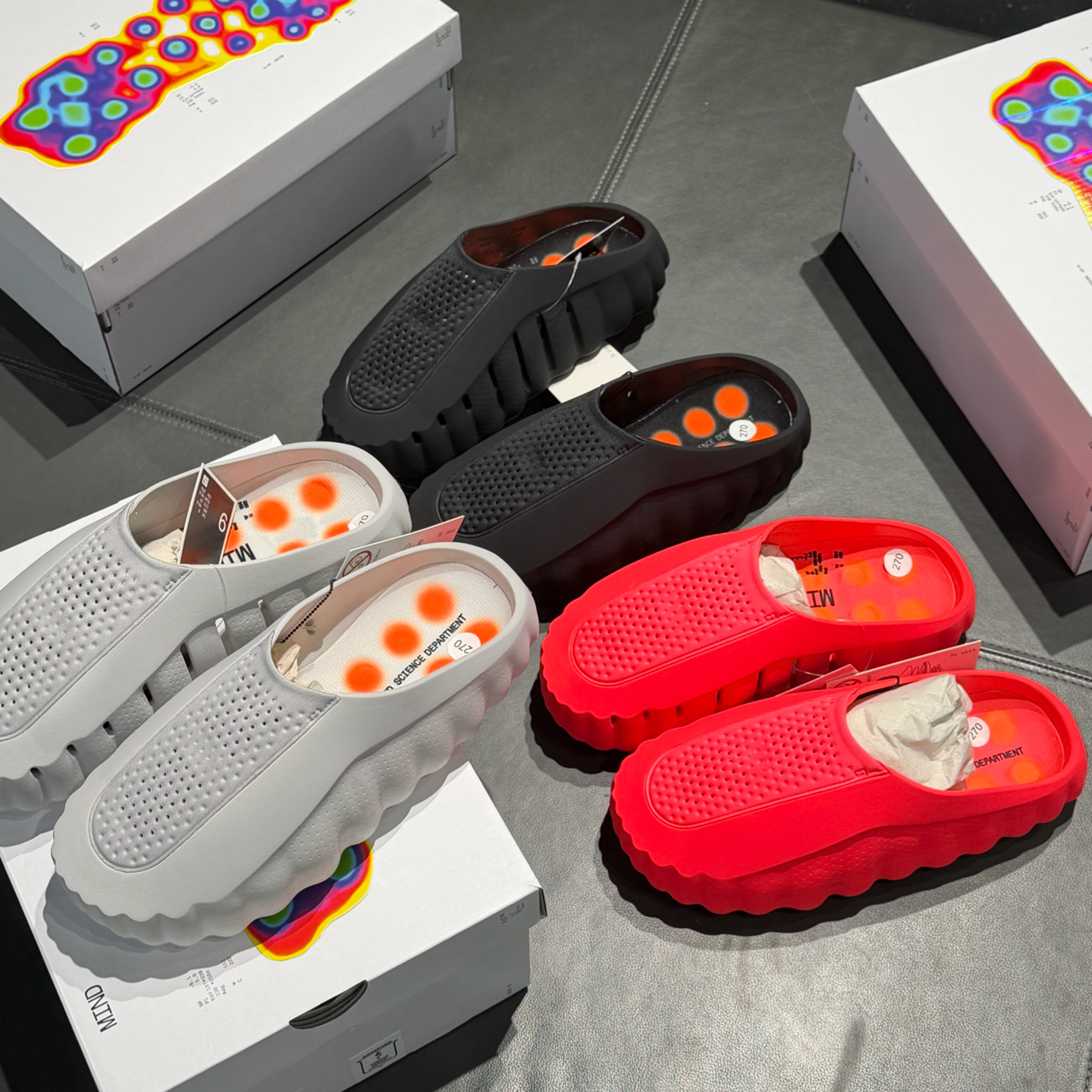 Mind 001 Slides mind 002 Desginer Slide Mind001 Slippers Soft Rubber Tech Comfortable Sandals Mules Clog Black Red Bone Light Smoke Grey Mens Womens Beach shoes