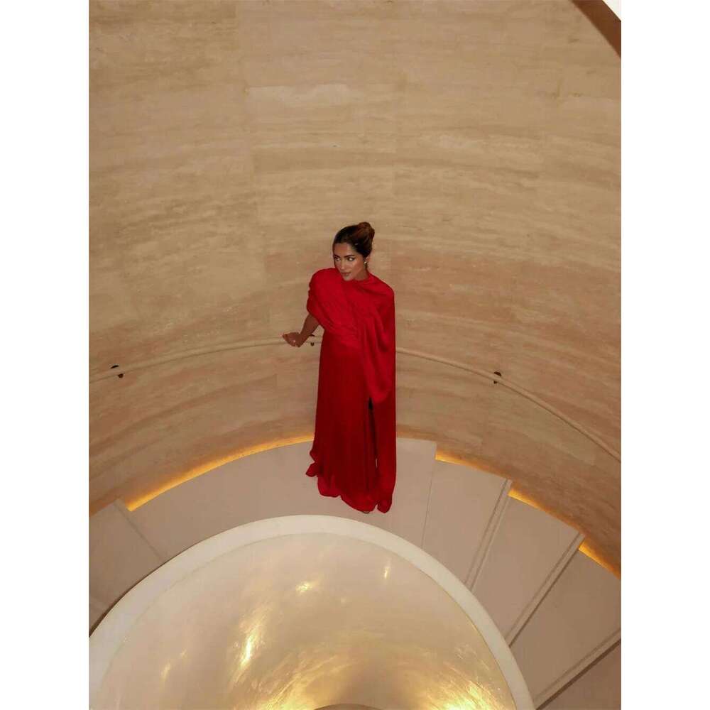 Dubai Custom True Red Column Dress With Cloak Sleeveless Vestidos De Gala Floor-Length Prom Party Dress