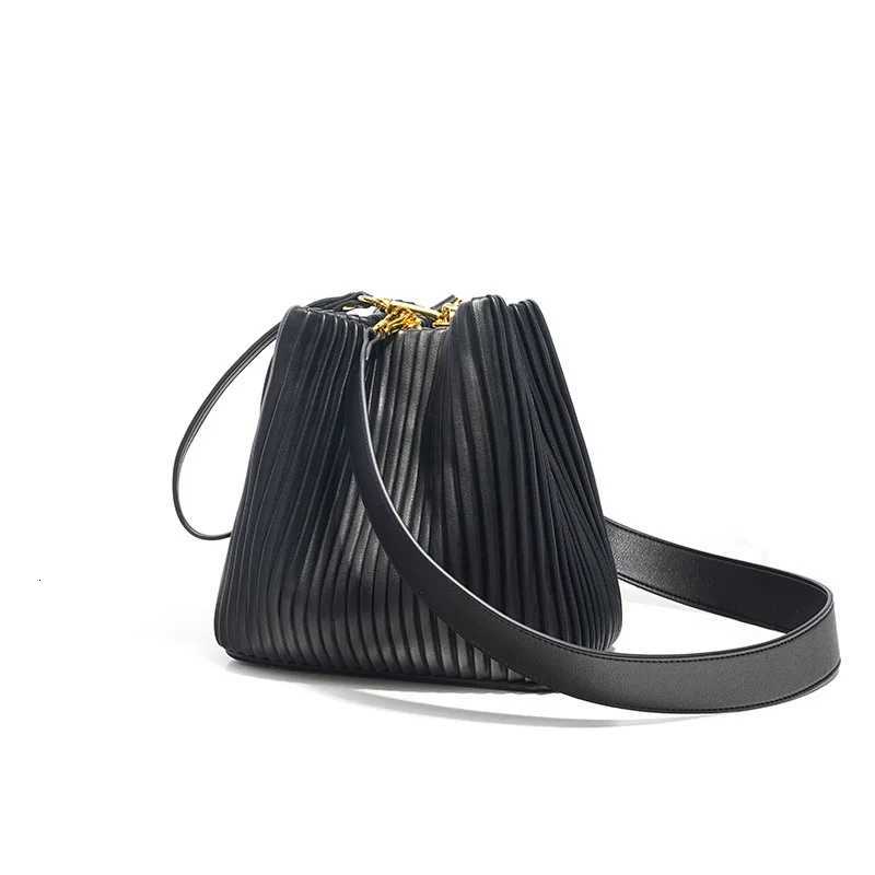 Ladies Designer Bucket Bag Solid Color Genuine Leather Handbag and Purse for Women Fashion Womens Shoulder Crossbody Bag H260306