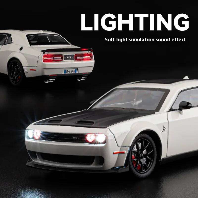 1/24 Alloy Die-casting Hellcat Sports Car Model Simulation Sound and Light Pull Collection for Boys Toys Birthday Holiday Gifts Z260306