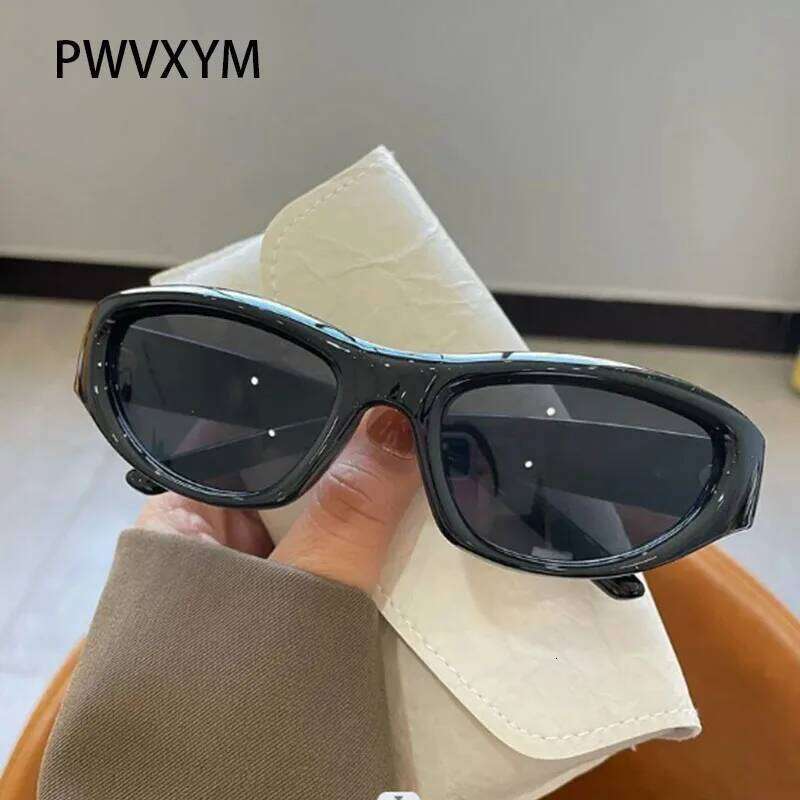 New Y2K Sports Punk Sunglasses Women Brand Designer Oval Goggle Men Luxury Sun Glasses UV400 Colorful Mirror Fashion Eyewear 26Y0302
