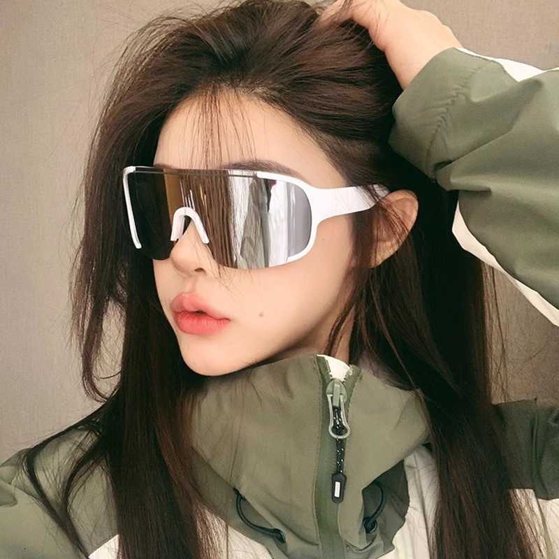 Color Changing Day and Night Cycling Glasses Oversized Frame Mercury Sunglasses Outdoor Cycling Mountaineering Windproof Night Riding Goggles Myopia S