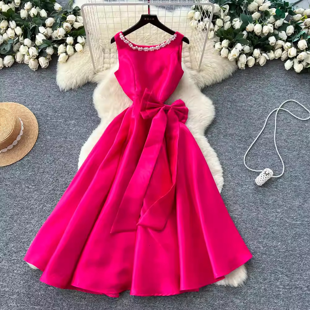 Light Luxury And Elegant Style Sleeveless A-line Dress For Women Summer Diamond-embellished Bow Waist-cinching Slimming Socialite Gown