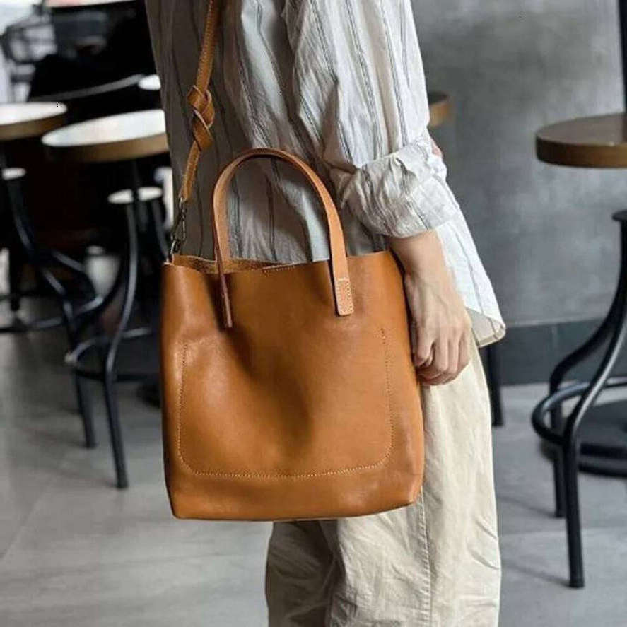 OLOEY 2025 New Japanese Vintage Cowhide Handbag Female Fashion Trend Temperament Commuter Leather Shoulder Crossbody Bag Practical Bags