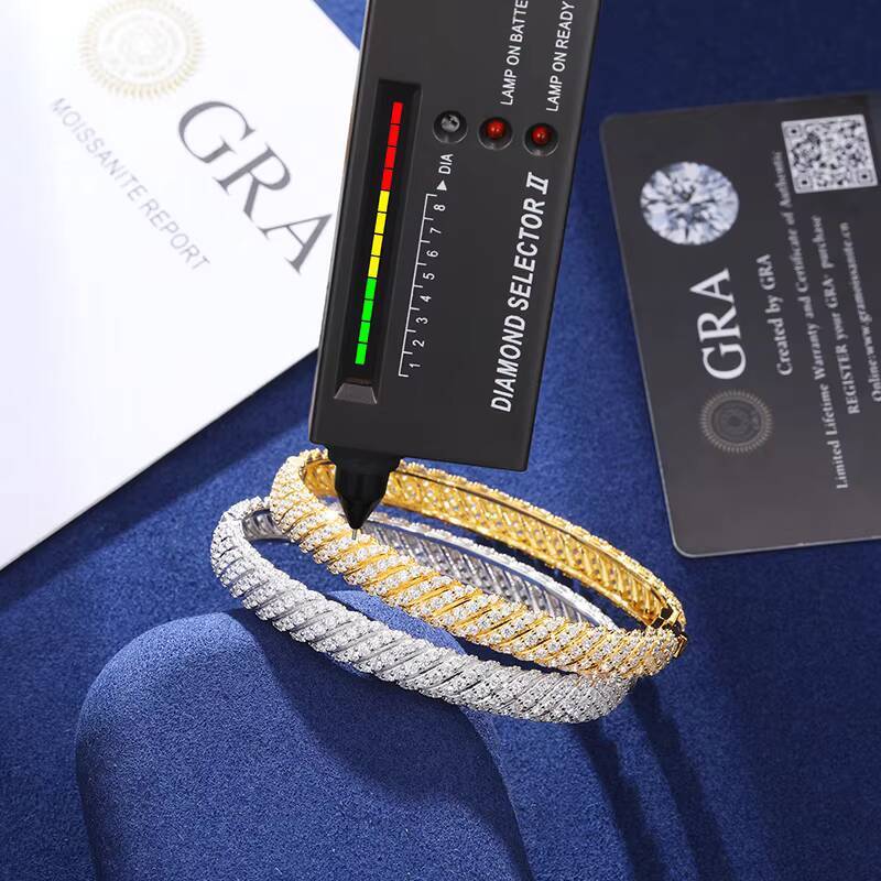New Popular Mossanite 8mm Iced Out VVS Diamond Hip Hop Bracelet Jewelry Pure Silver Moissanite Bracelet Bangle