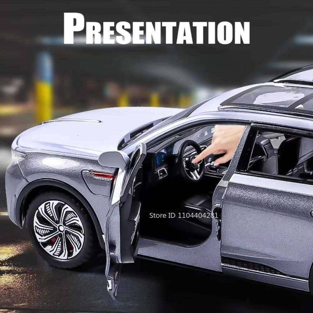 1:24 HONG QI E-HS9 H9 Car Toy Diecast Alloy Model with Sound Light Pull Back 6 Doors Opened Miniature Models Friend Holiday Gift Z260306